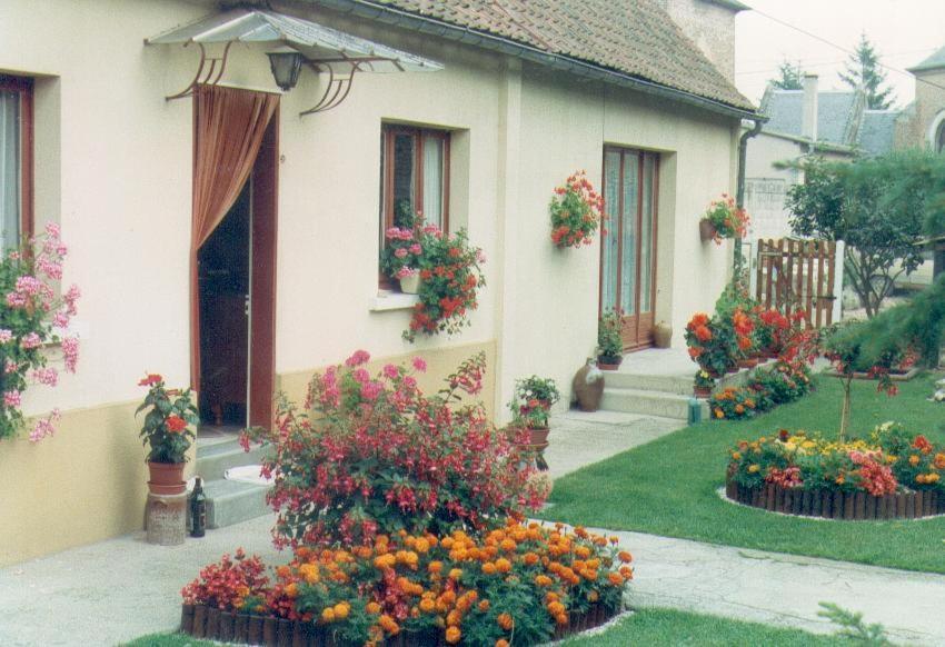 La Maison De Pierre Et Liliane Vila Crouy-Saint-Pierre Exterior foto